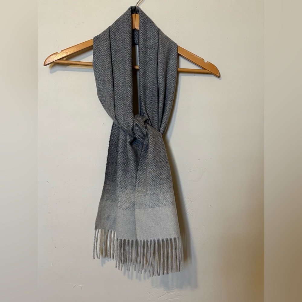 Amicale 100% Cashmere ombre Scarf